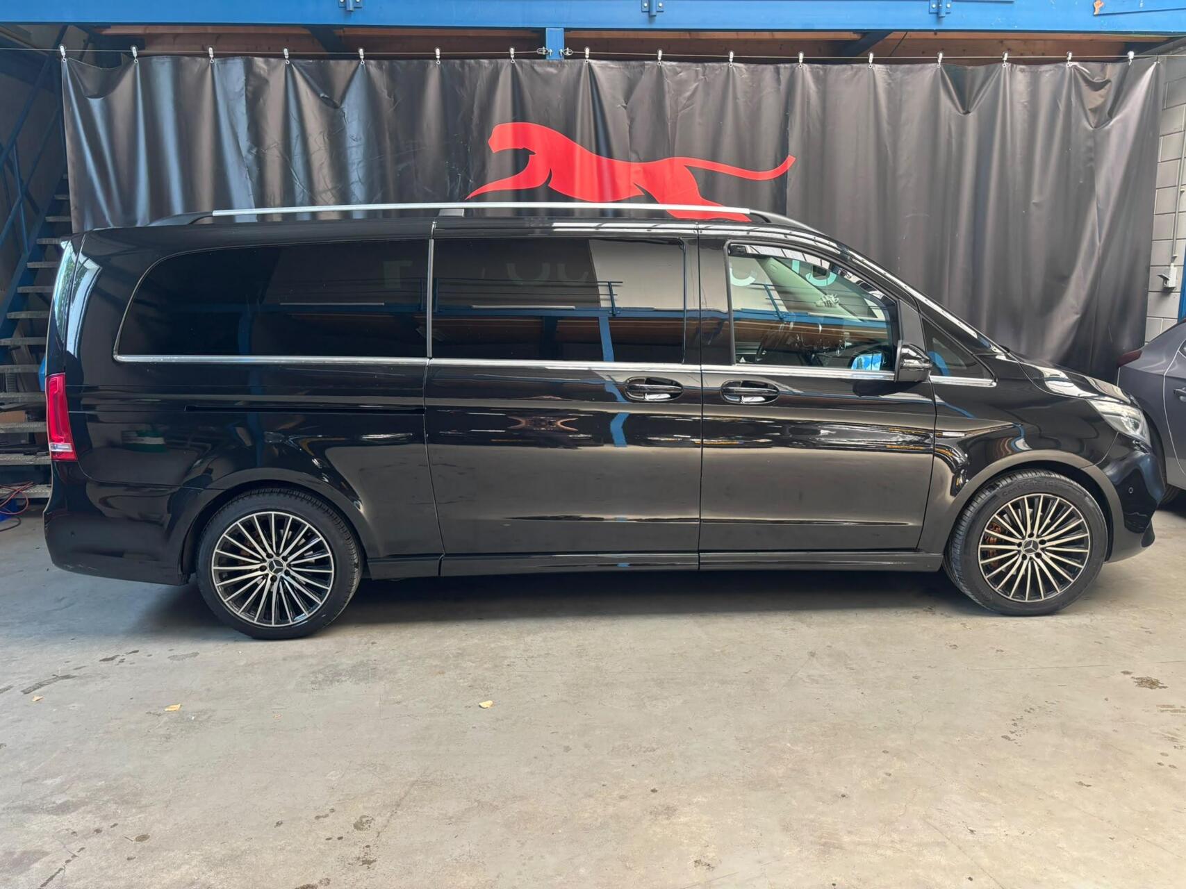 Foto van Mercedes-Benz V-klasse