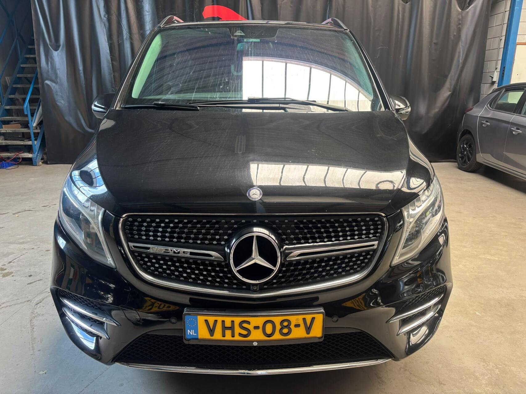 Foto van Mercedes-Benz V-klasse