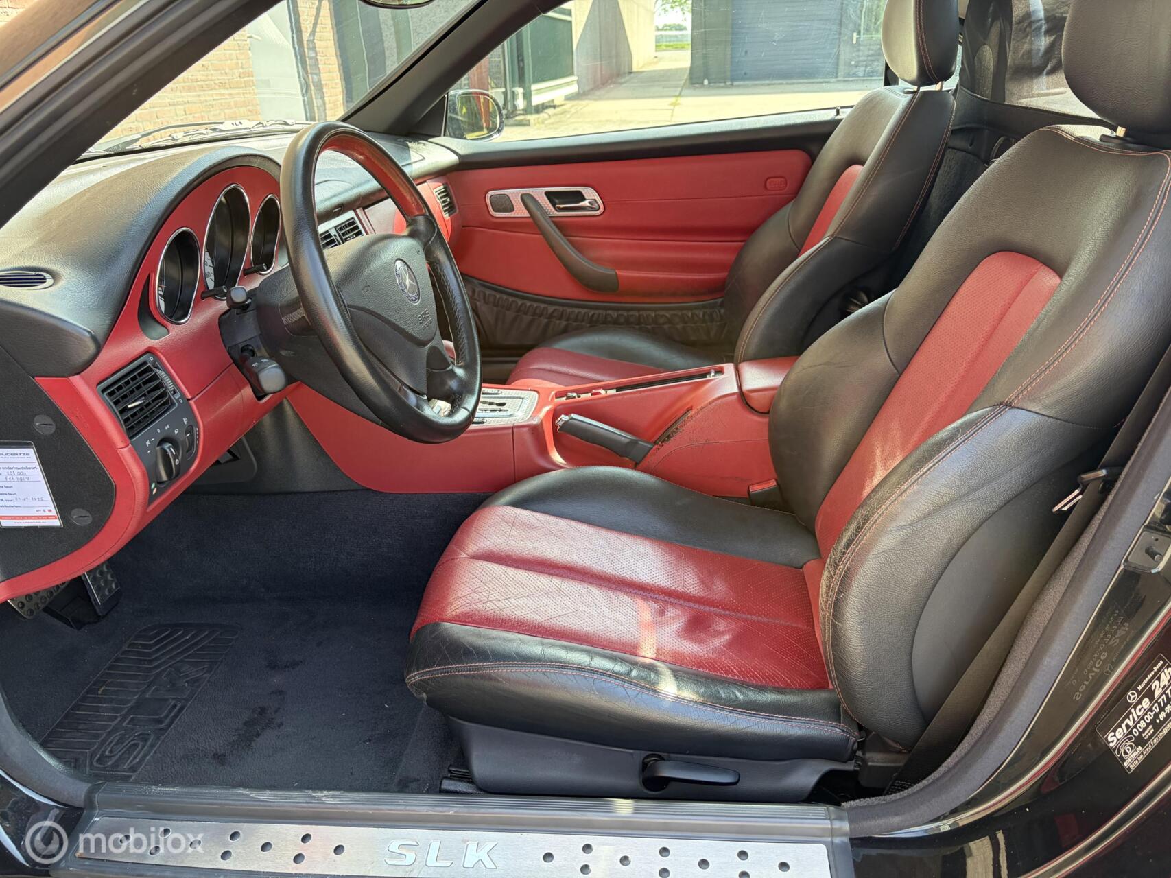 Foto van Mercedes-Benz SLK 200 Kompressor