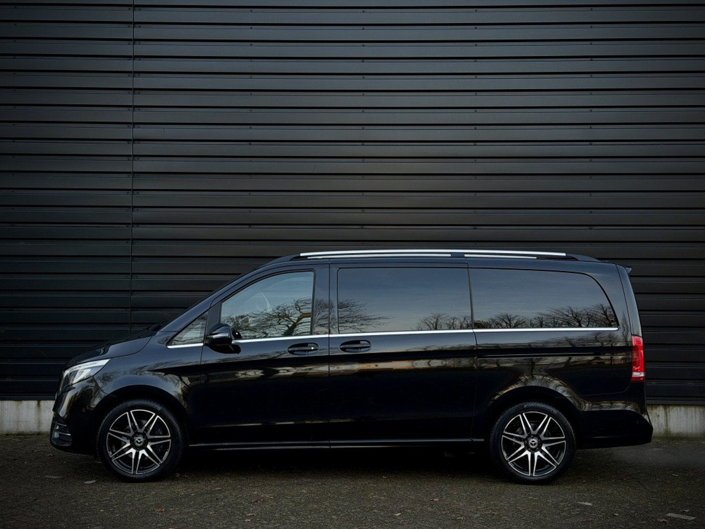 Foto van Mercedes-Benz V-klasse