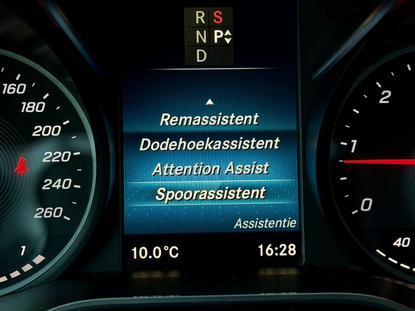 Foto van Mercedes-Benz V-klasse