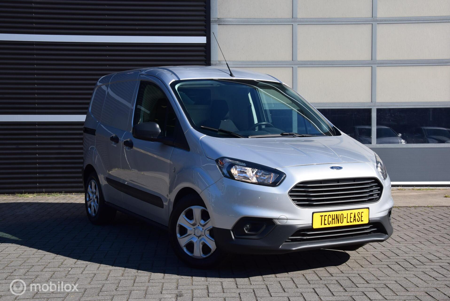 Foto van Ford Transit Courier