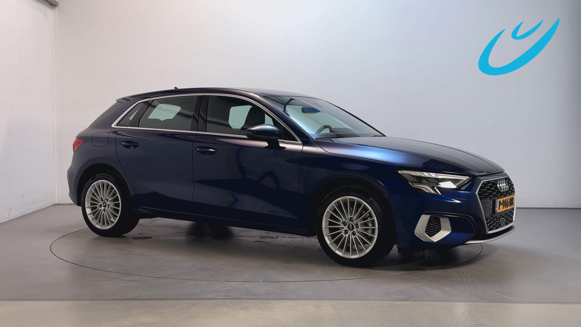 Audi A3 Sportback 30 TFSI Advanced Edition LED Adaptive Cruise Camera DAB+ 2022 - voorkant