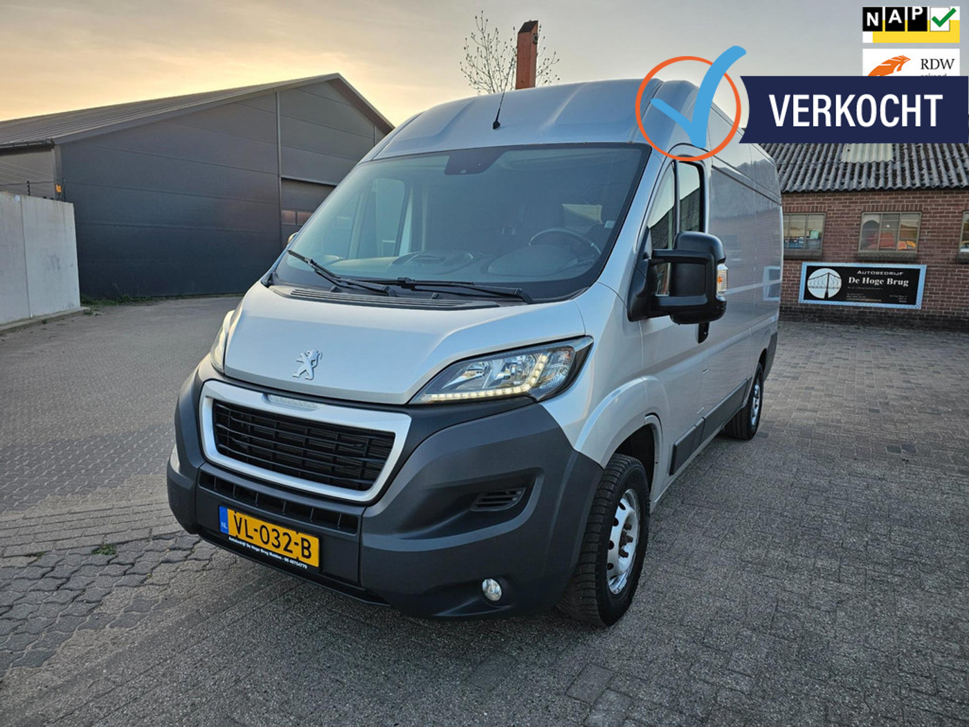 Peugeot Peugeot Boxer 330 2.2 HDI L2H2 Apk,Nap,Trekhaak,Airco 2014 - voorkant