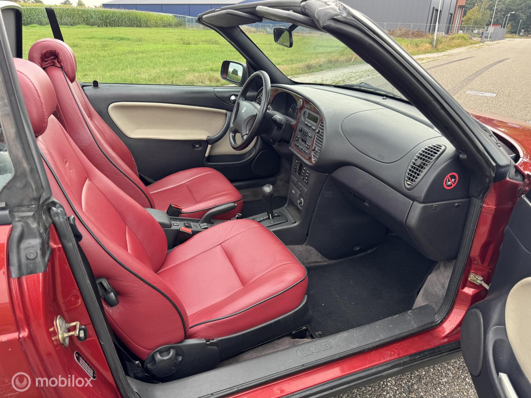 Foto van Saab Saab 900