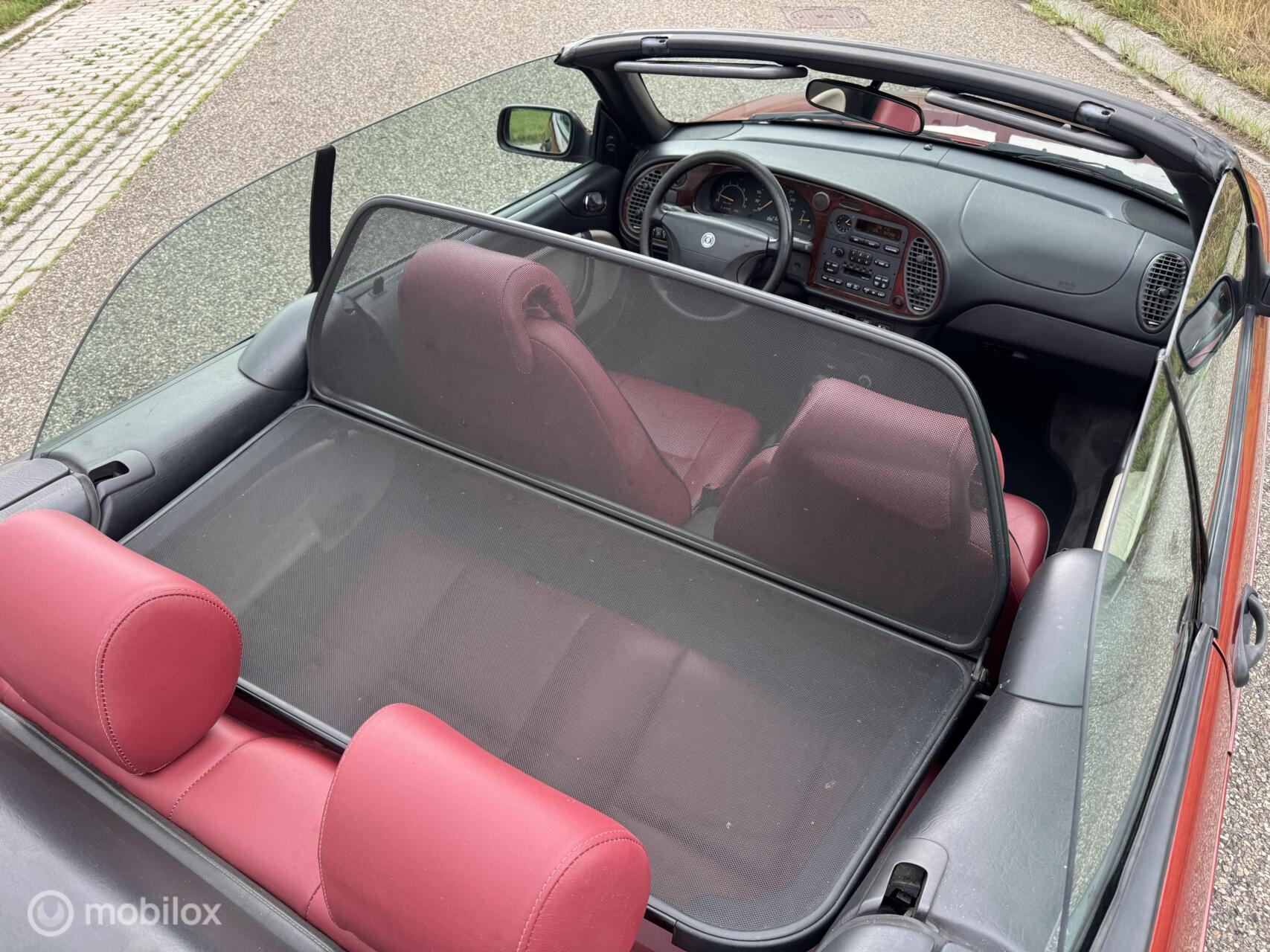 Foto van Saab Saab 900