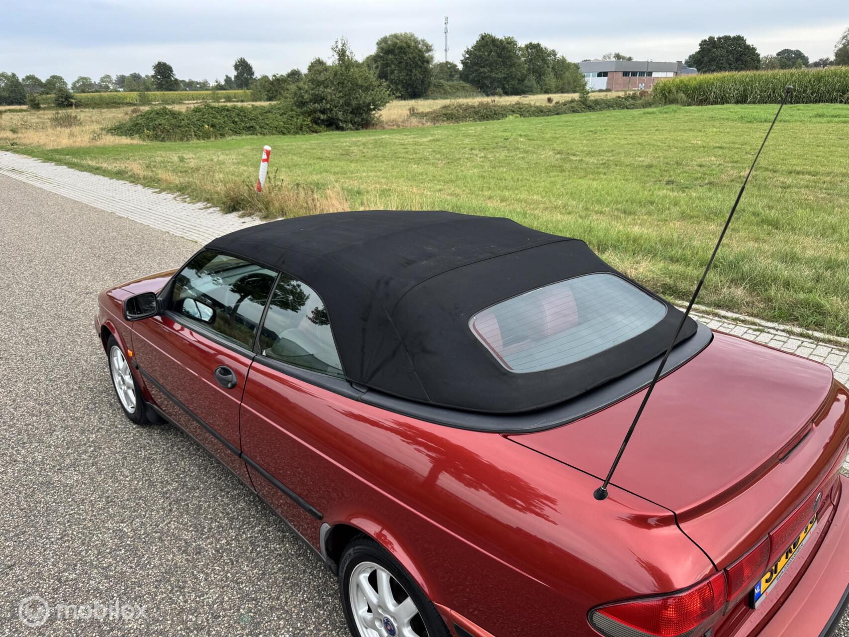 Foto van Saab Saab 900