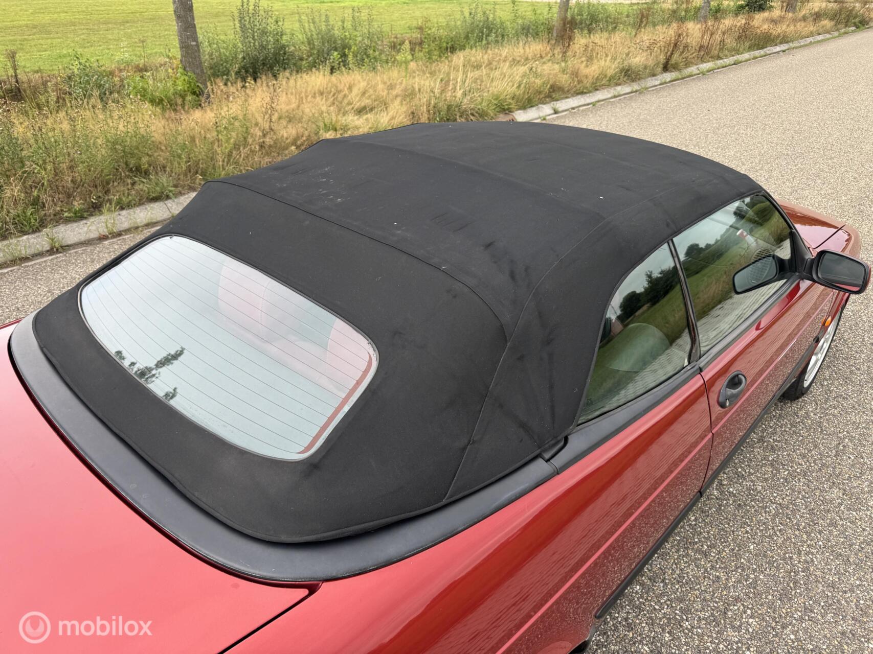 Foto van Saab Saab 900