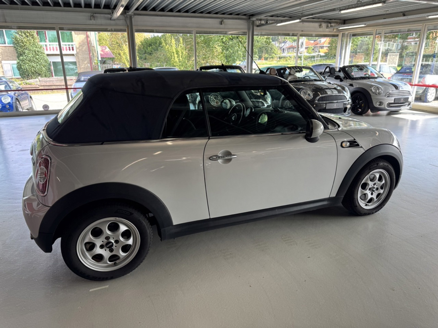 Foto van Mini Cooper Cabrio