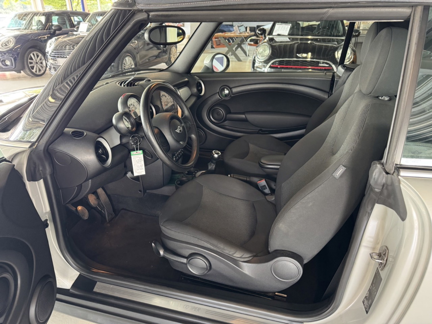 Foto van Mini Cooper Cabrio