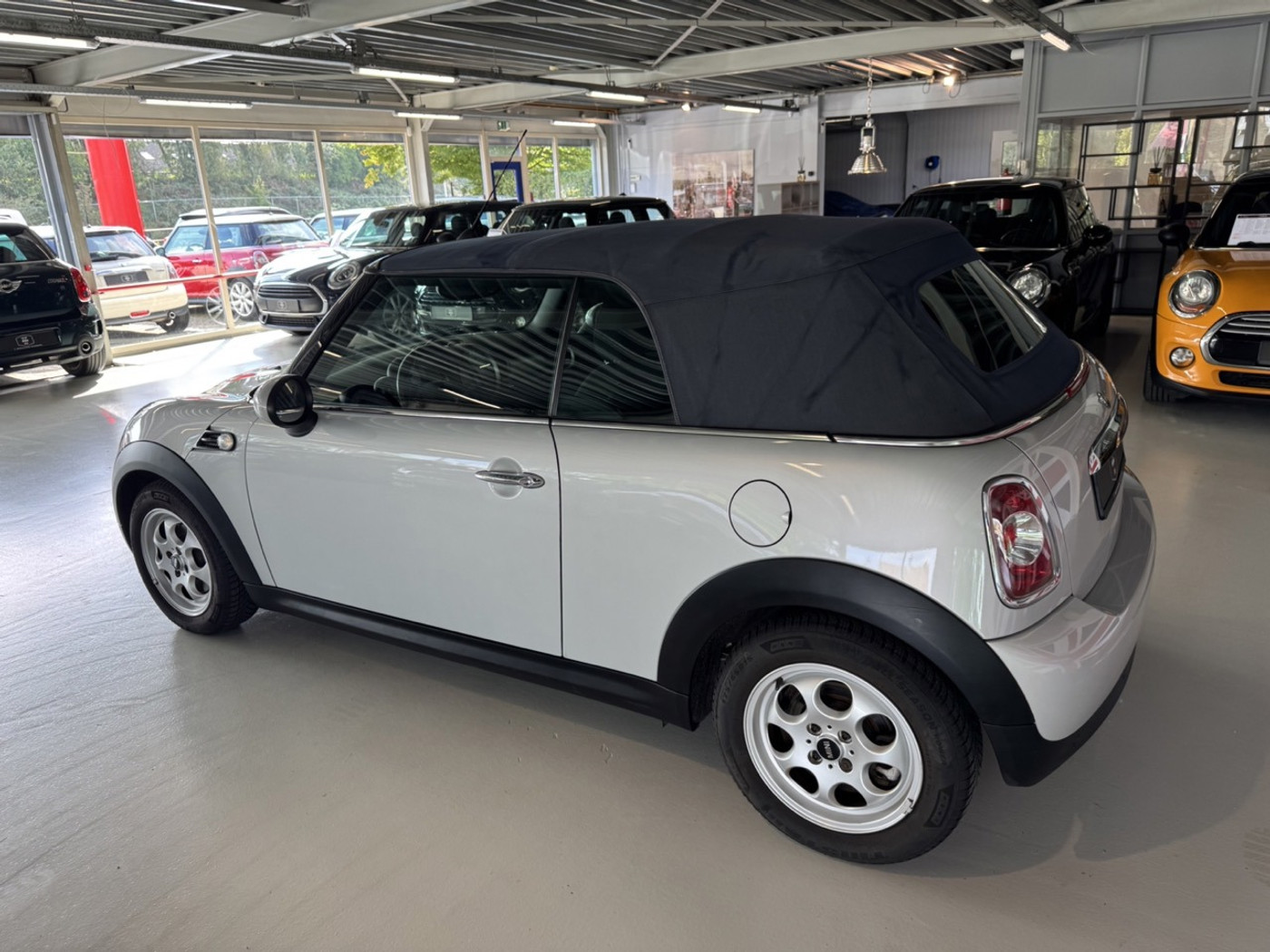 Foto van Mini Cooper Cabrio