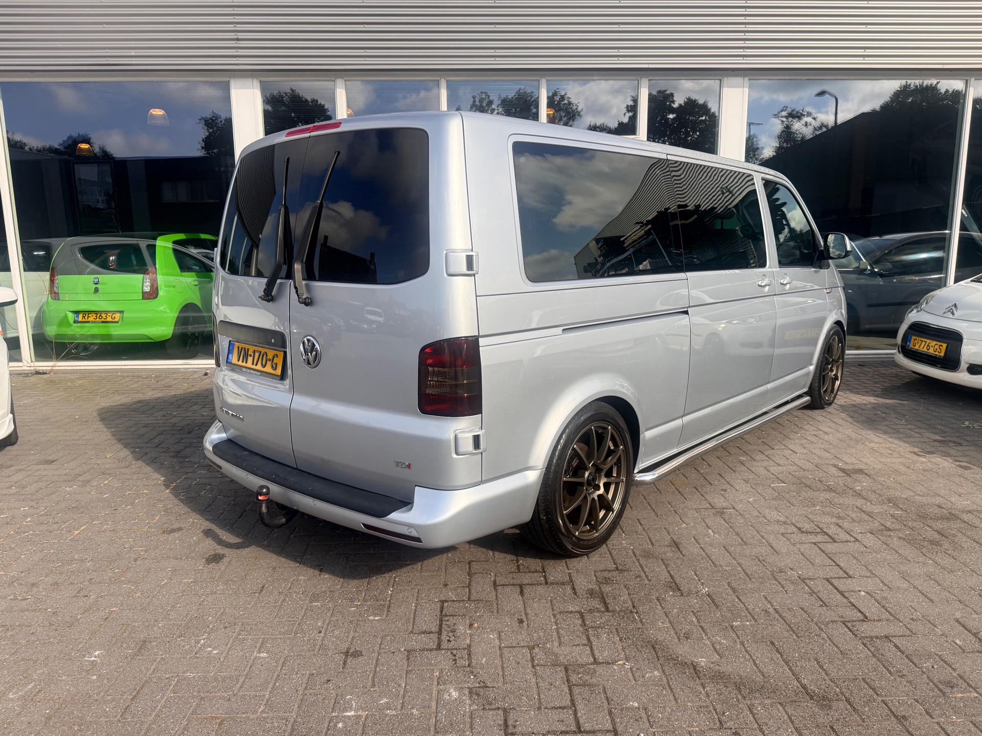 Foto van Volkswagen Caravelle