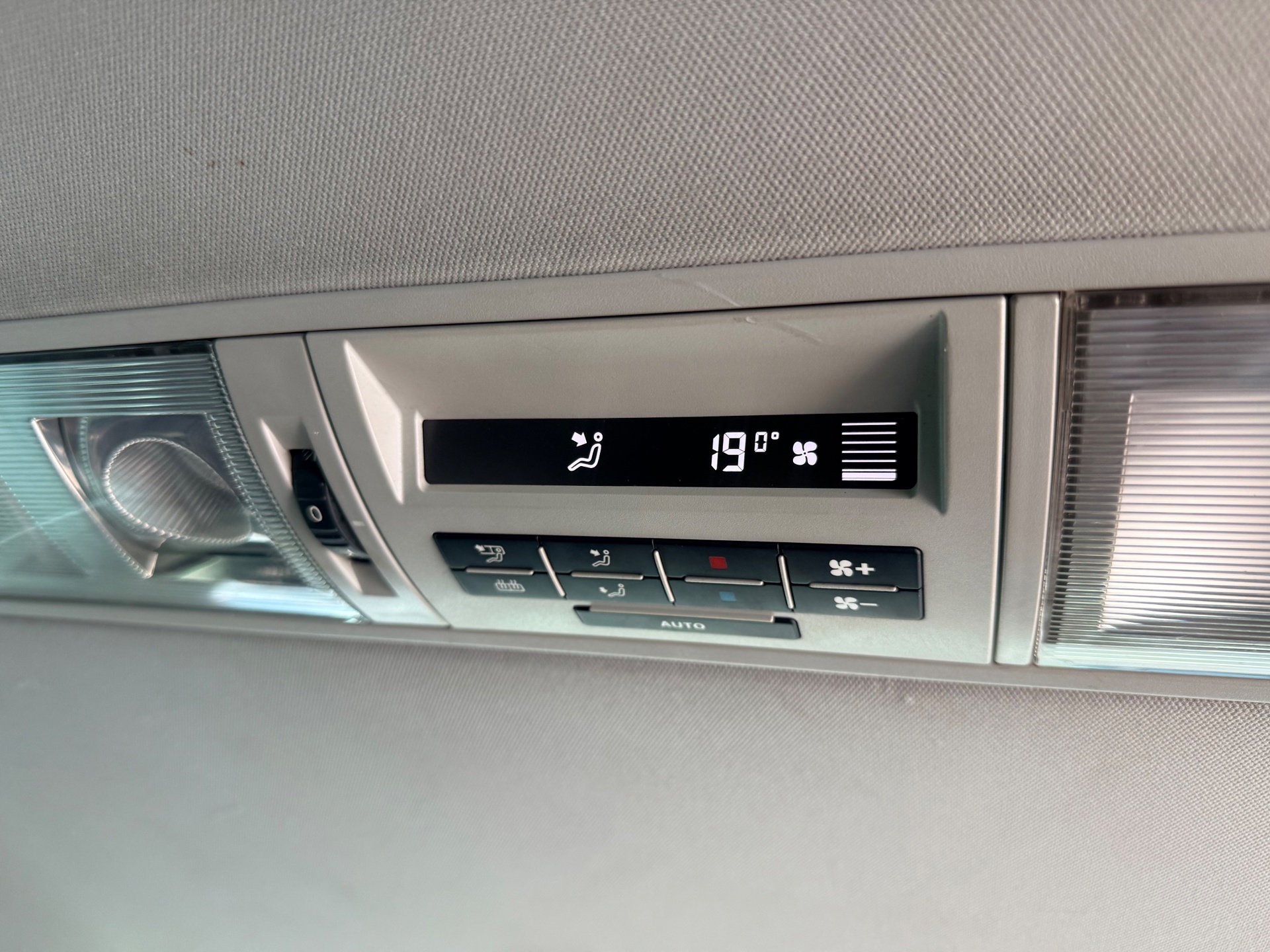 Foto van Volkswagen Caravelle