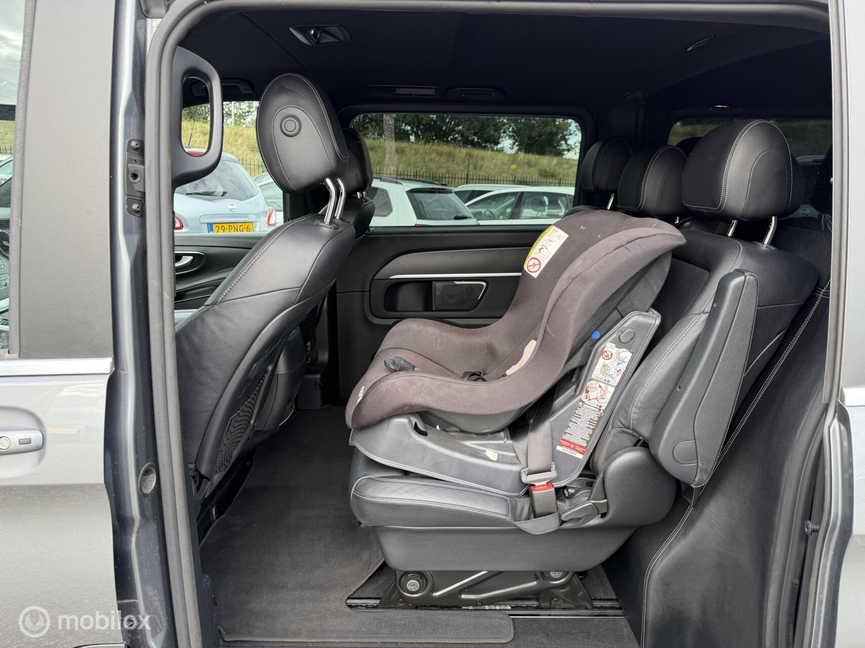 Foto van Mercedes-Benz V-klasse