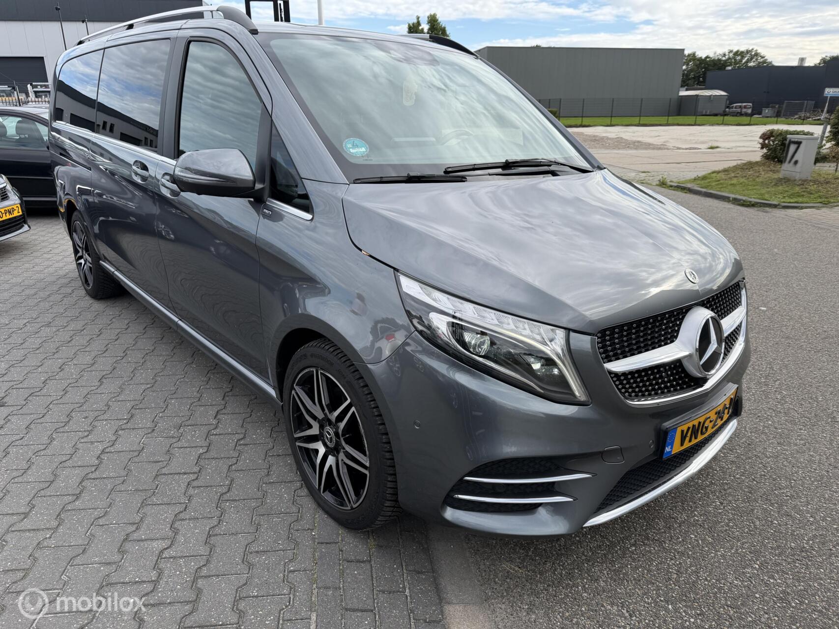 Foto van Mercedes-Benz V-klasse