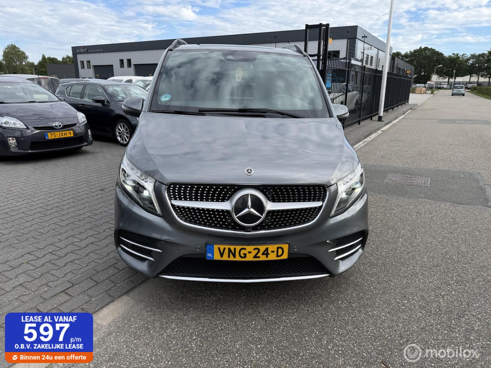 Mercedes-Benz V-klasse 300d Extra Lang DC Avantgarde Edition 2021 - voorkant