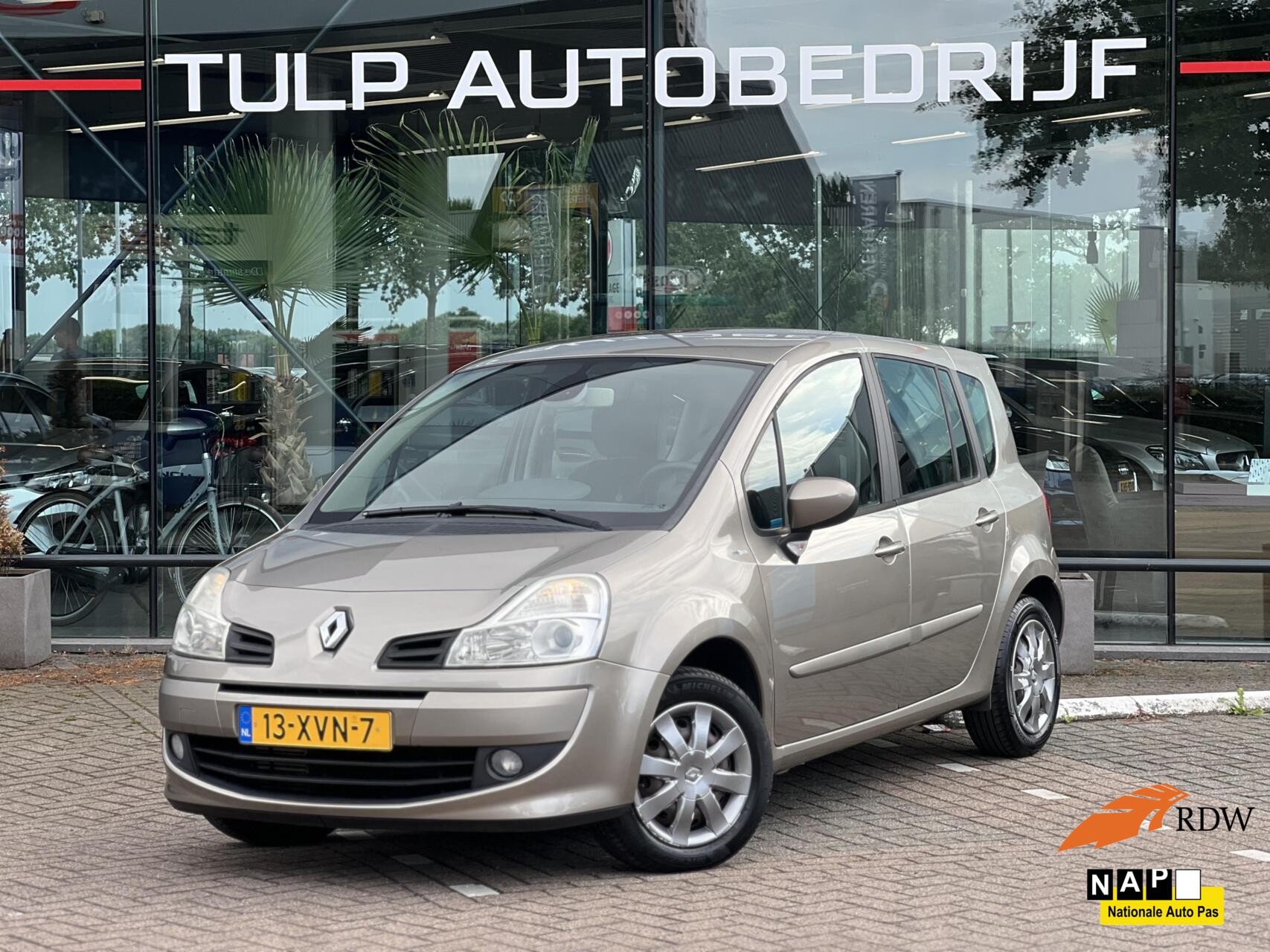 Renault Modus 1.2 TCE Night & Day van 1e Eigenaar Dealer NAP 2012 - voorkant