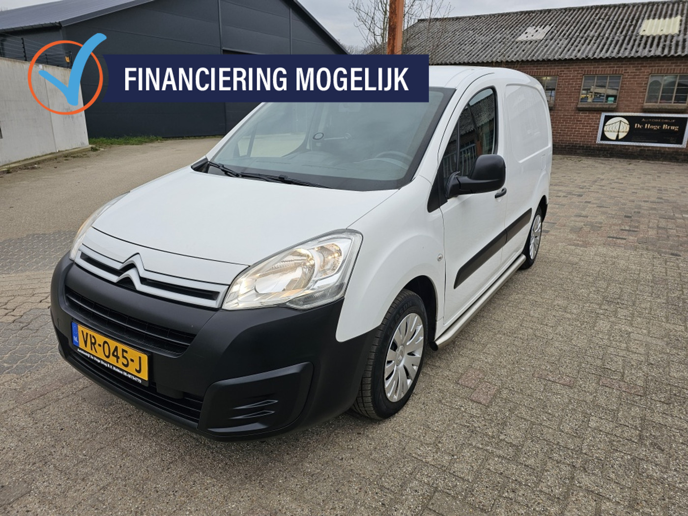Citroen Berlingo 1.6 BlueHDI 100 Club 2015 - voorkant