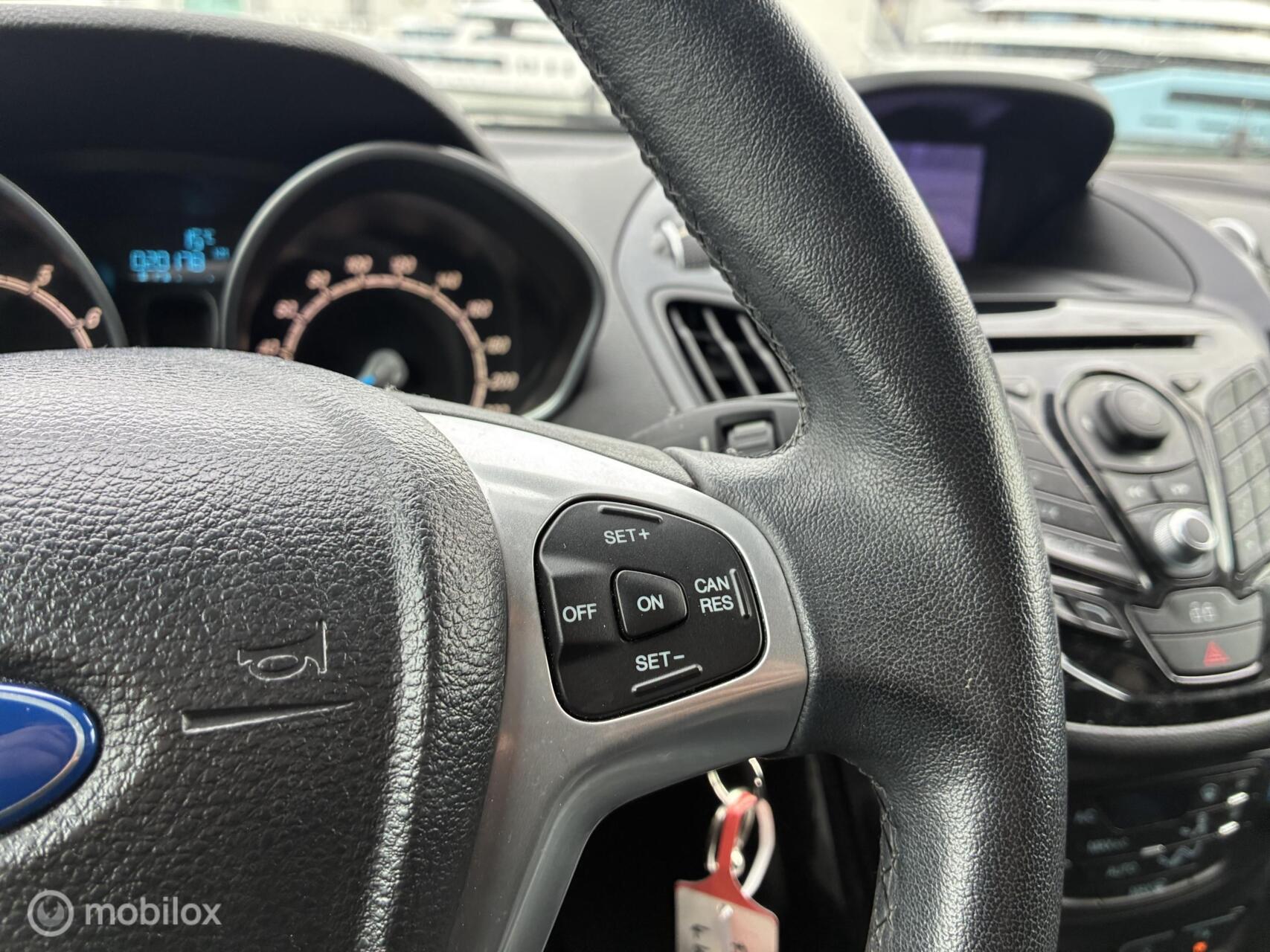 Foto van Ford B-max