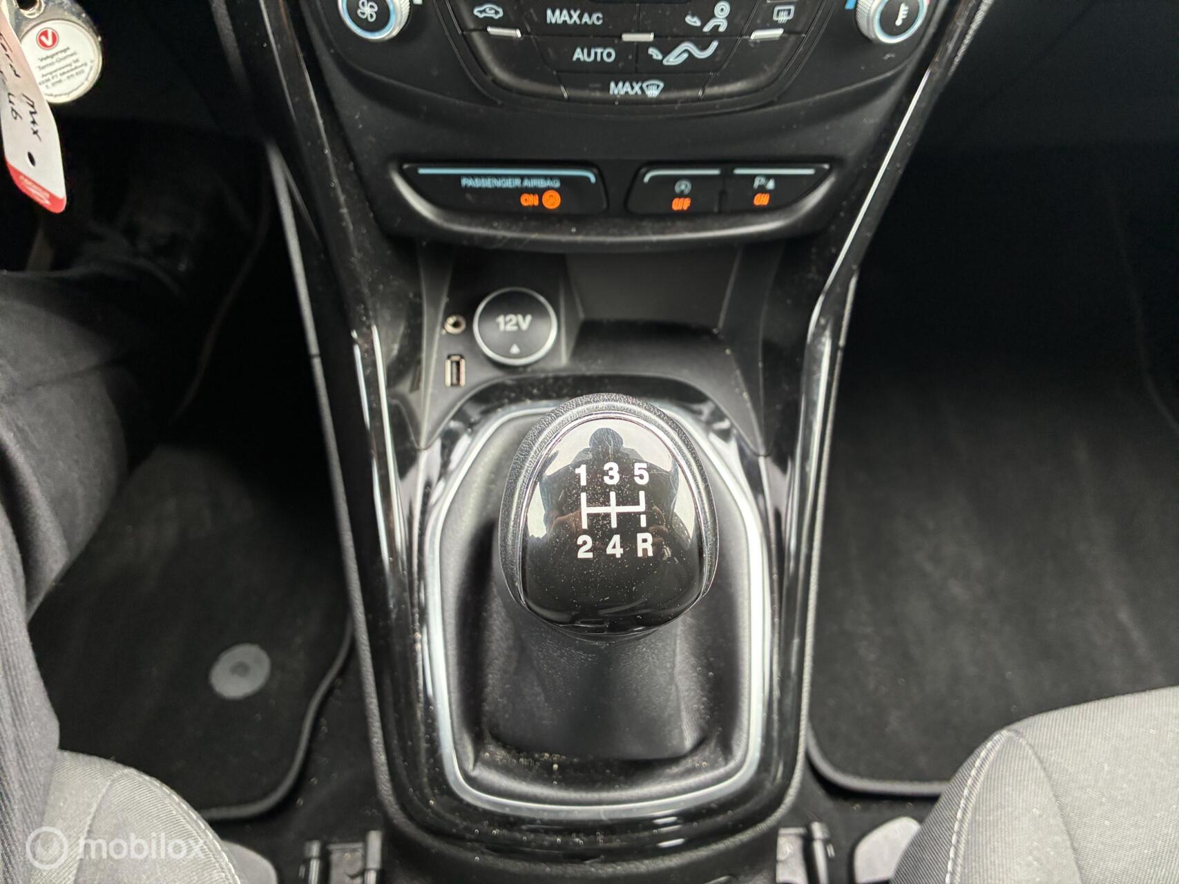 Foto van Ford B-max