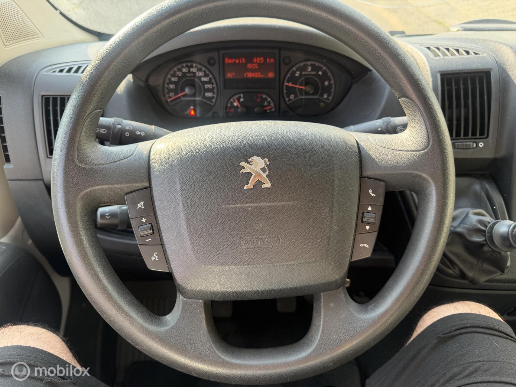 Foto van Peugeot Peugeot Boxer