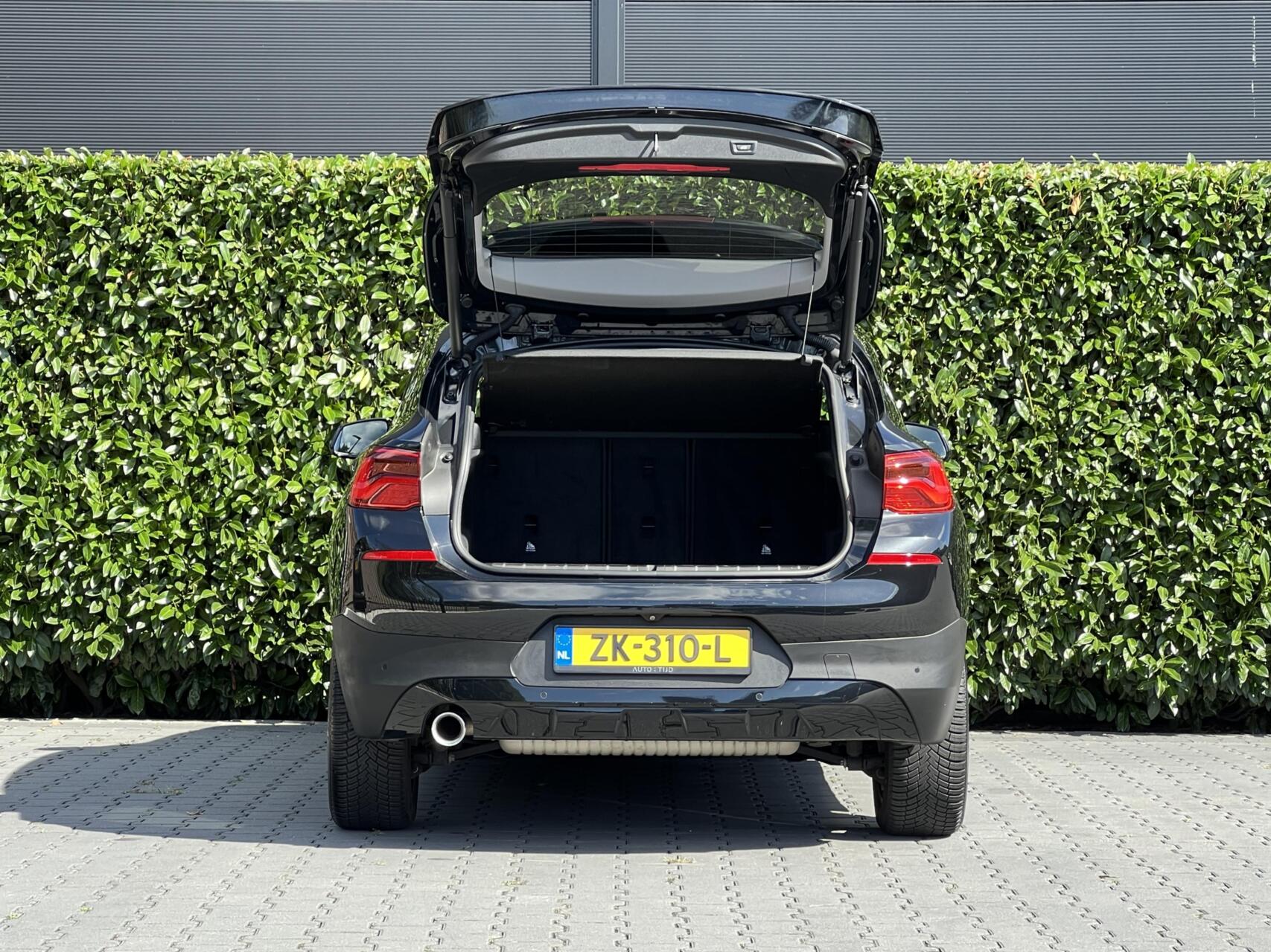 Foto van BMW X2 Sdrive18i