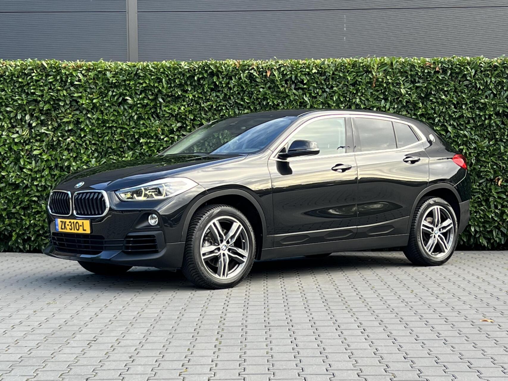 BMW X2 Sdrive18i sDrive18i Executive Edition, NL AUTO, NAP LOGISCH, NAVIGATIE, CLIMATE CONTROL, CRUISE CONTROL, HUD, KEYLESS, ELEKTRISCHE KOFFERKLEP, LICHTMETAAL 18" 2019 - voorkant