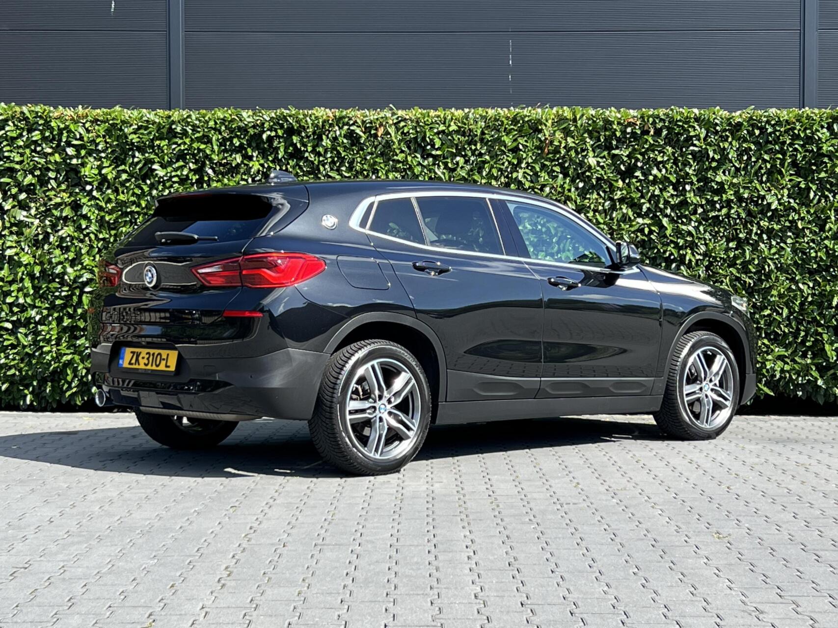 Foto van BMW X2 Sdrive18i
