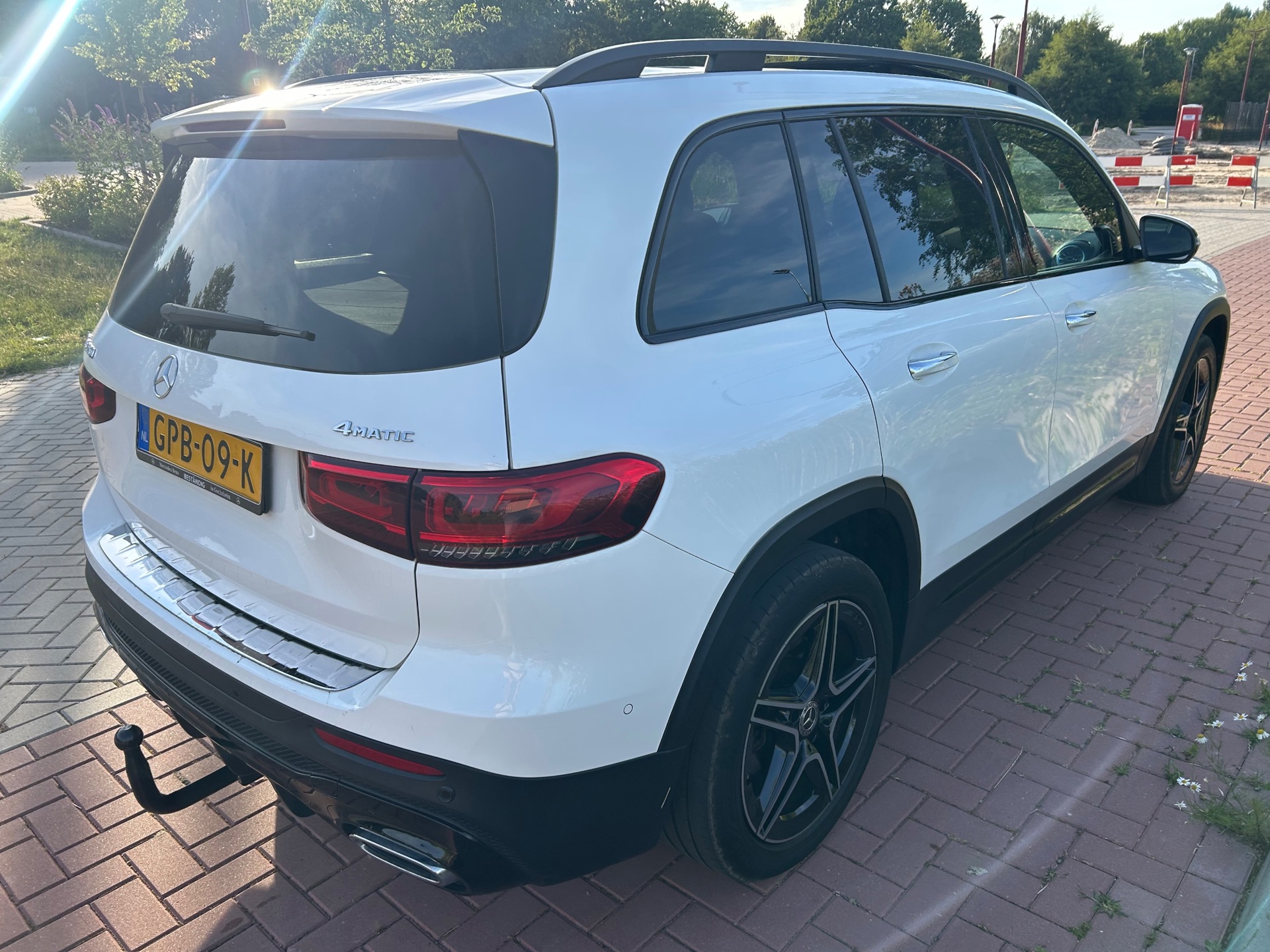 Foto van Mercedes-Benz GLB 250 4Matic