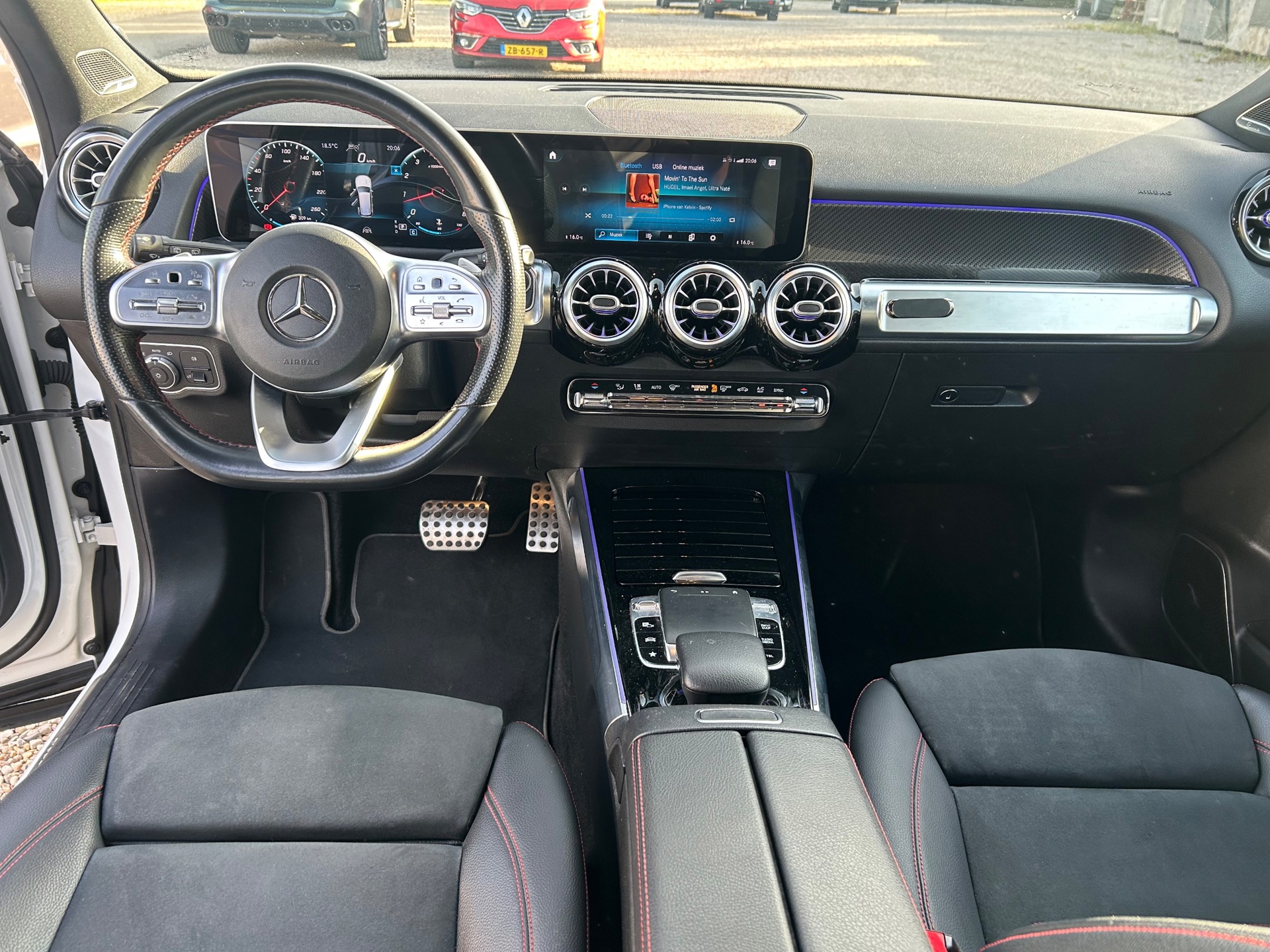 Foto van Mercedes-Benz GLB 250 4Matic