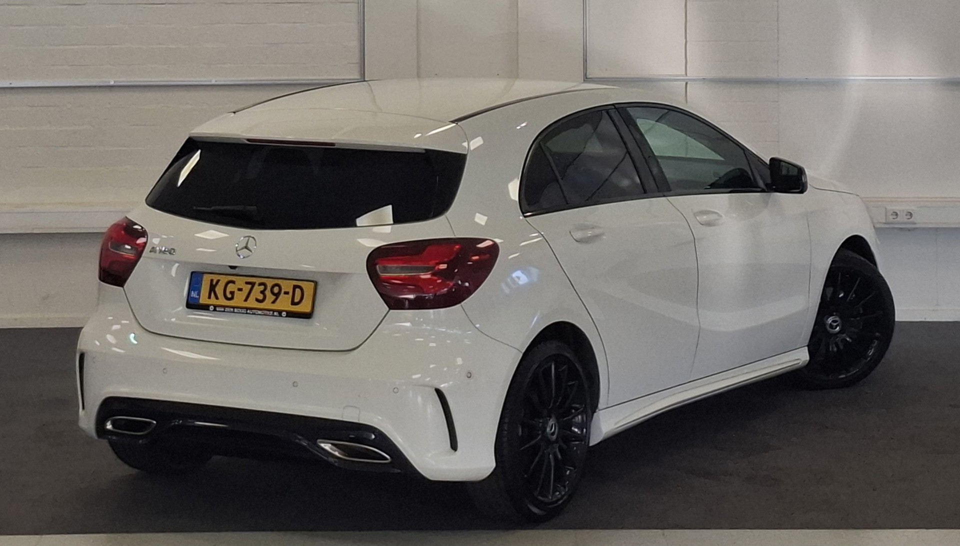 Foto van Mercedes-Benz A 180