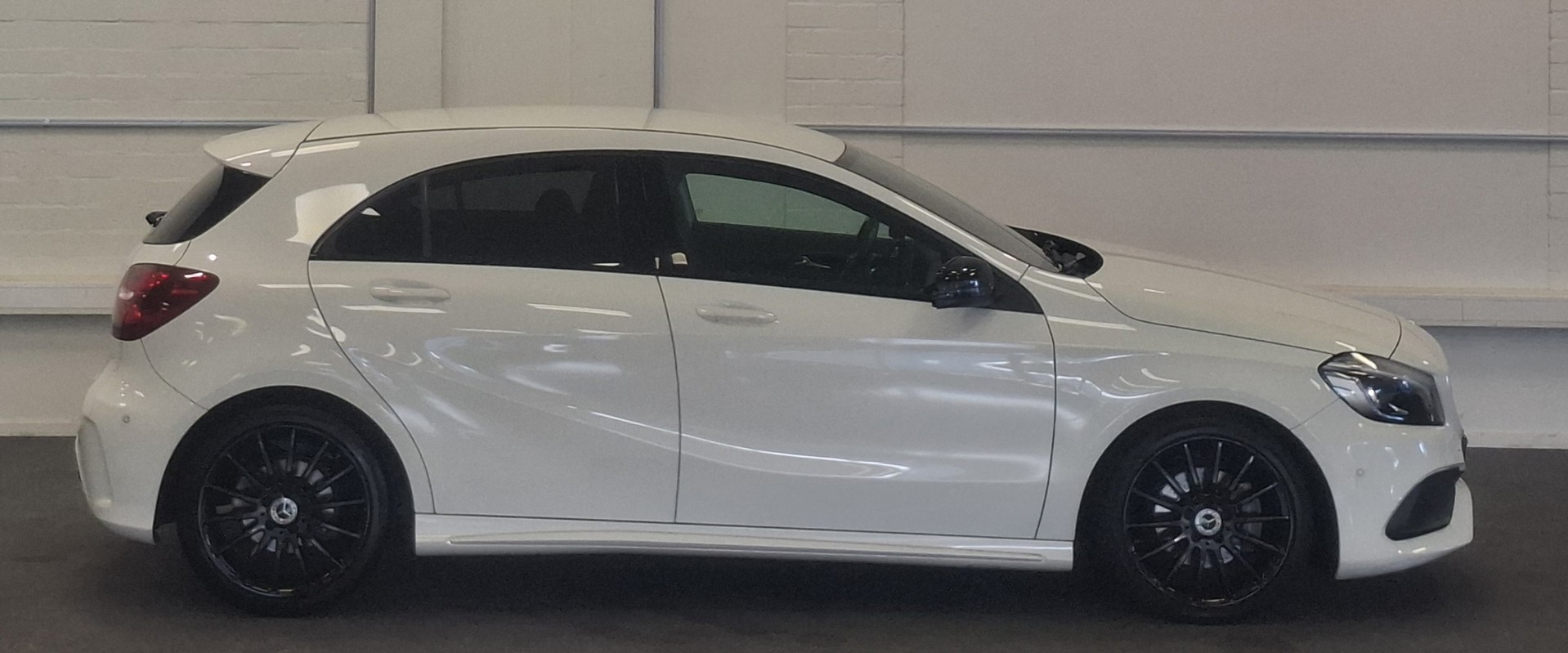 Foto van Mercedes-Benz A 180