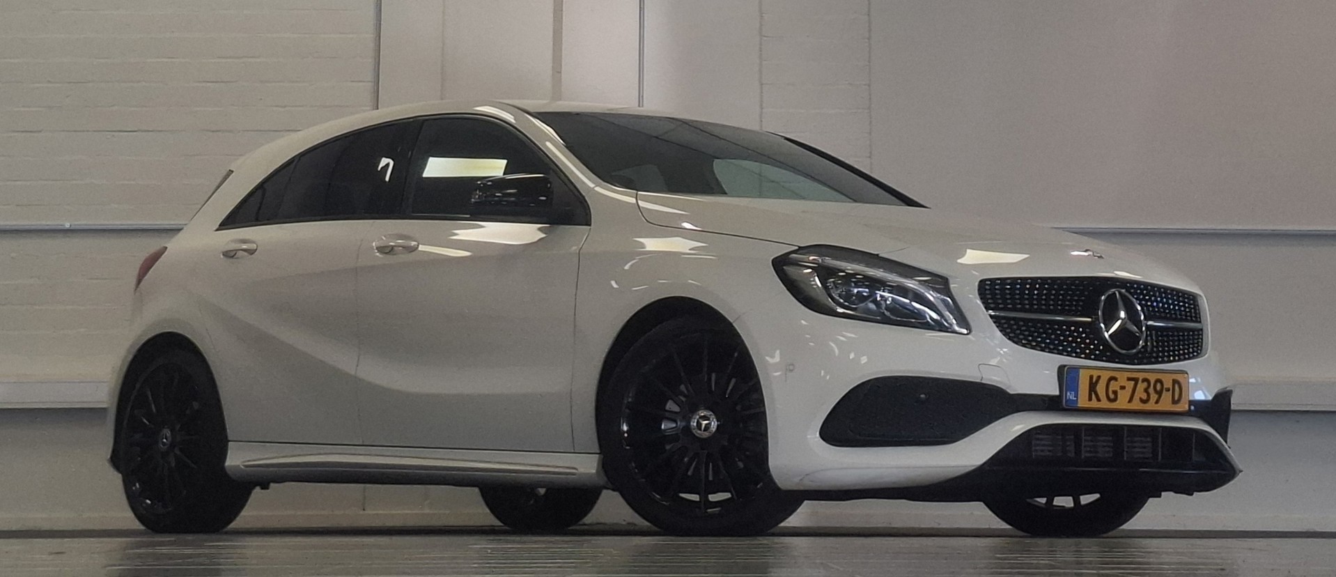 Foto van Mercedes-Benz A 180