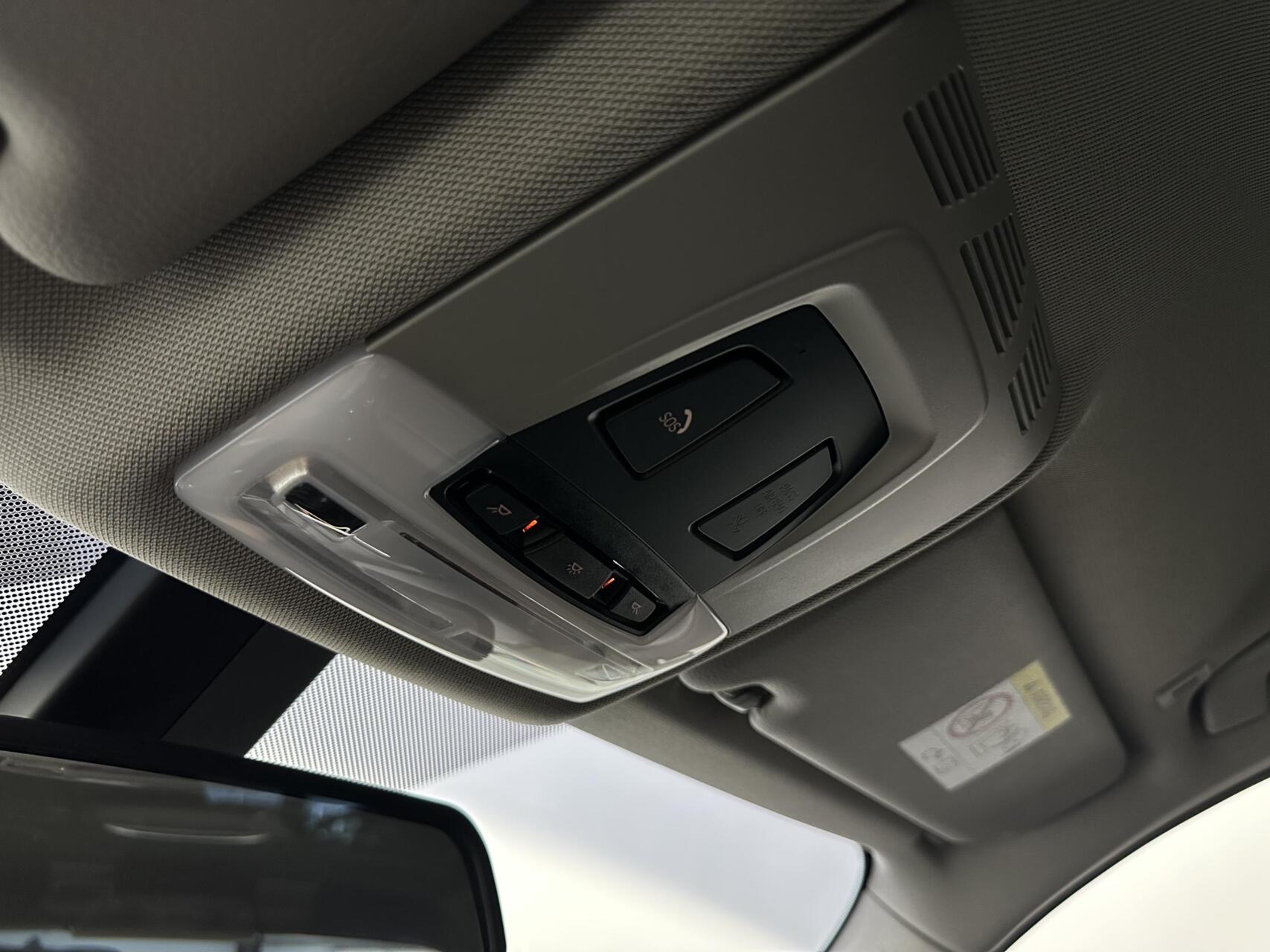 Foto van BMW 320i Ed