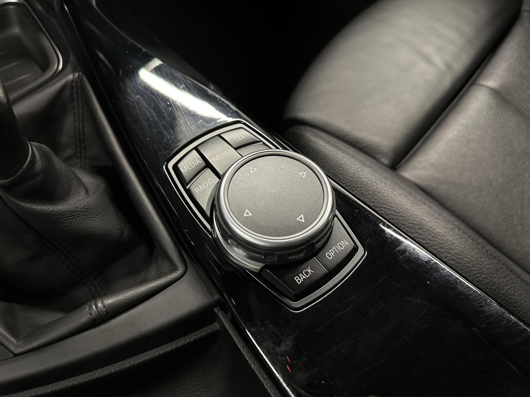 Foto van BMW 320i Ed