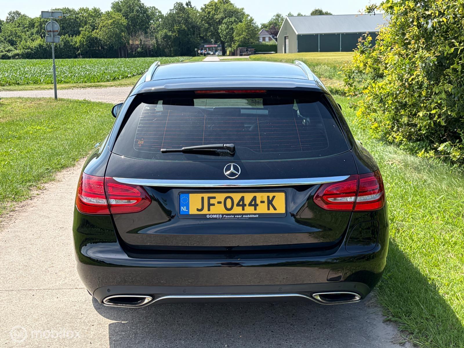 Foto van Mercedes-Benz C 350 E