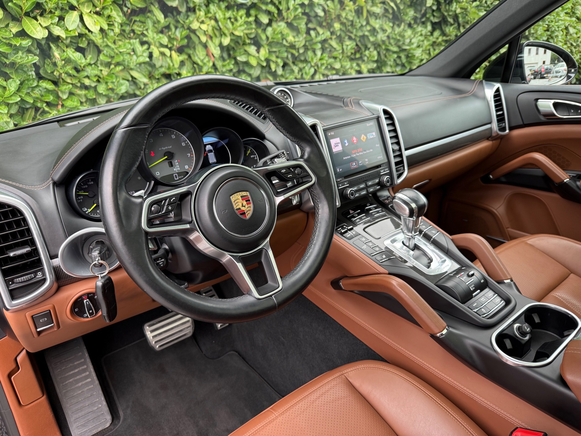 Foto van Porsche Cayenne S E-hybrid