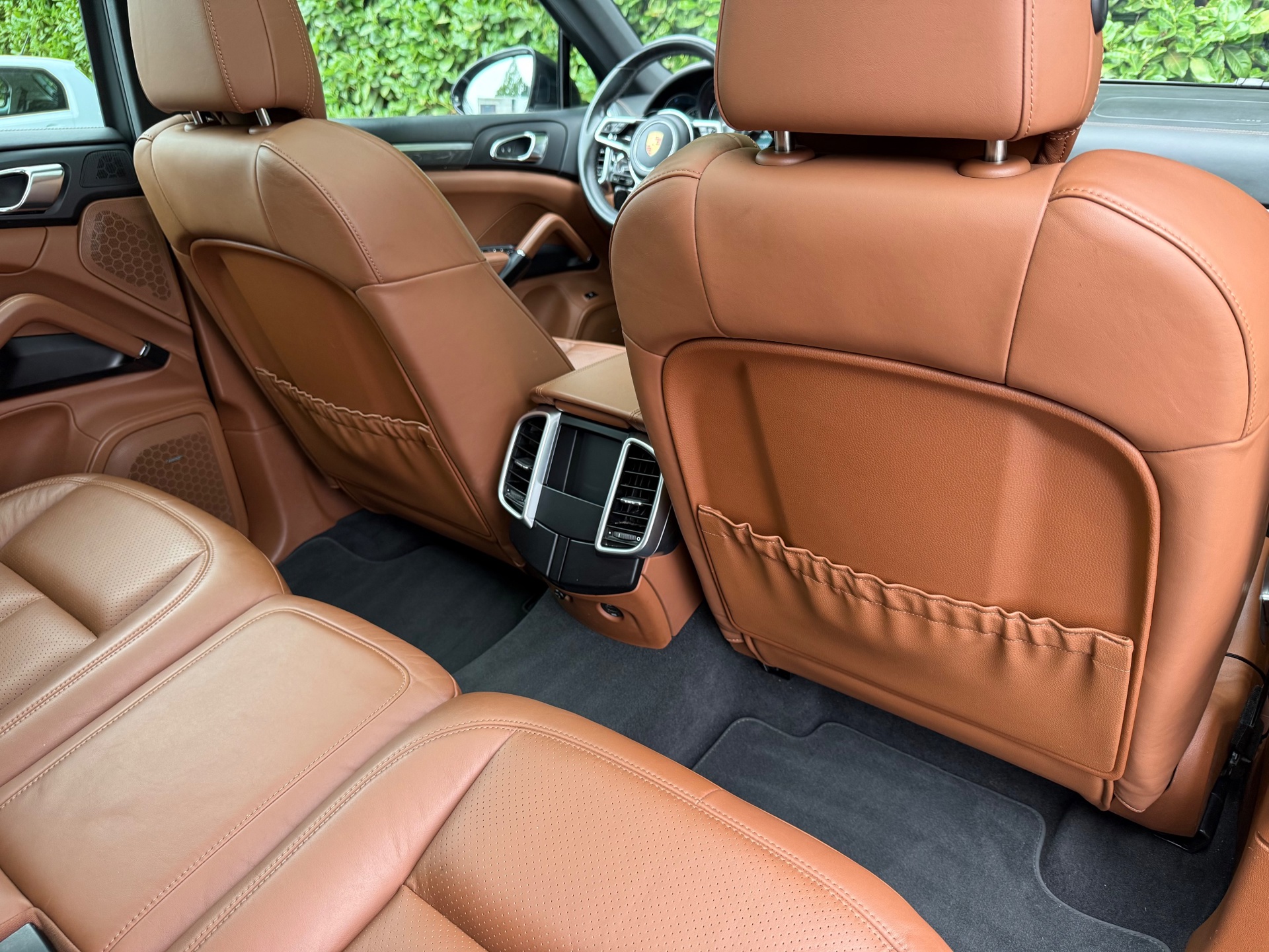 Foto van Porsche Cayenne S E-hybrid