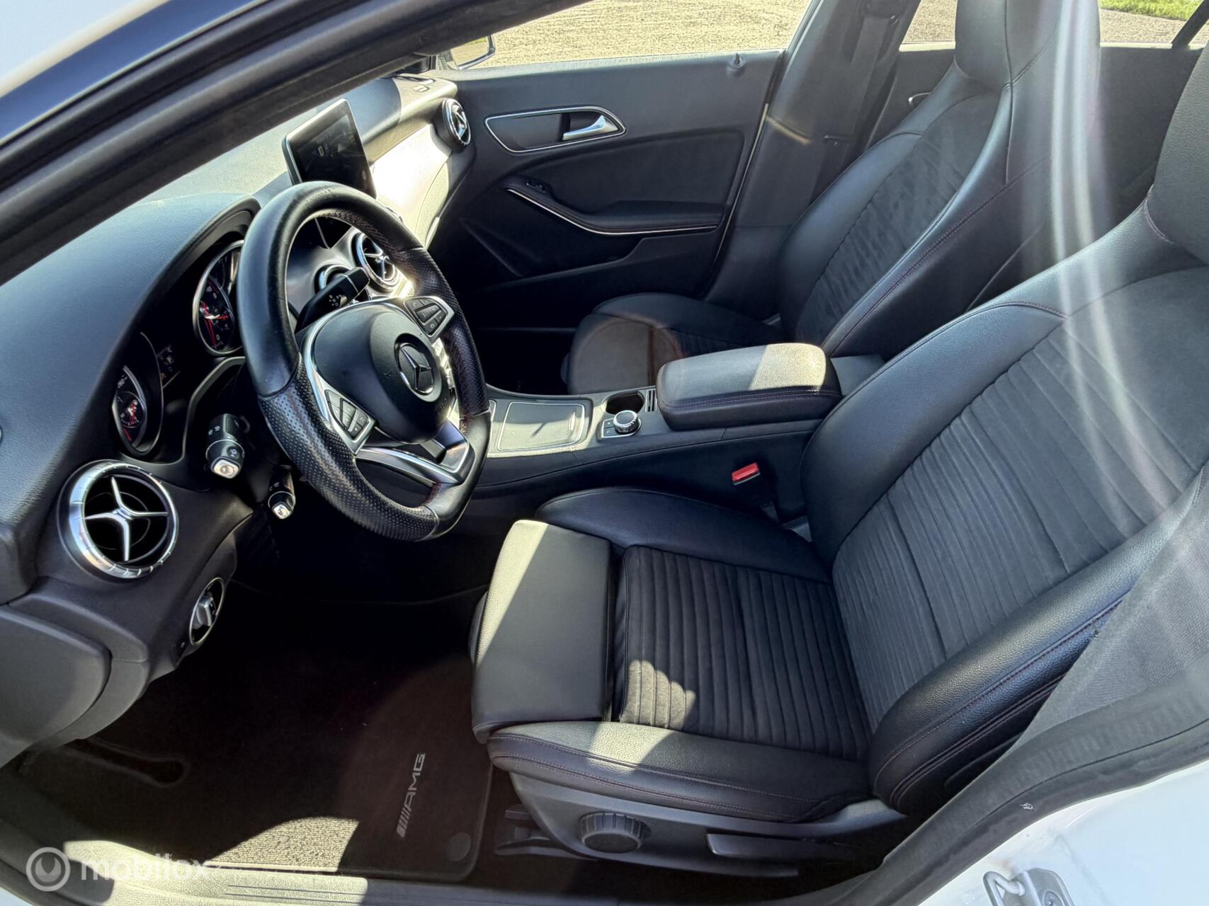 Foto van Mercedes-Benz Cla 180