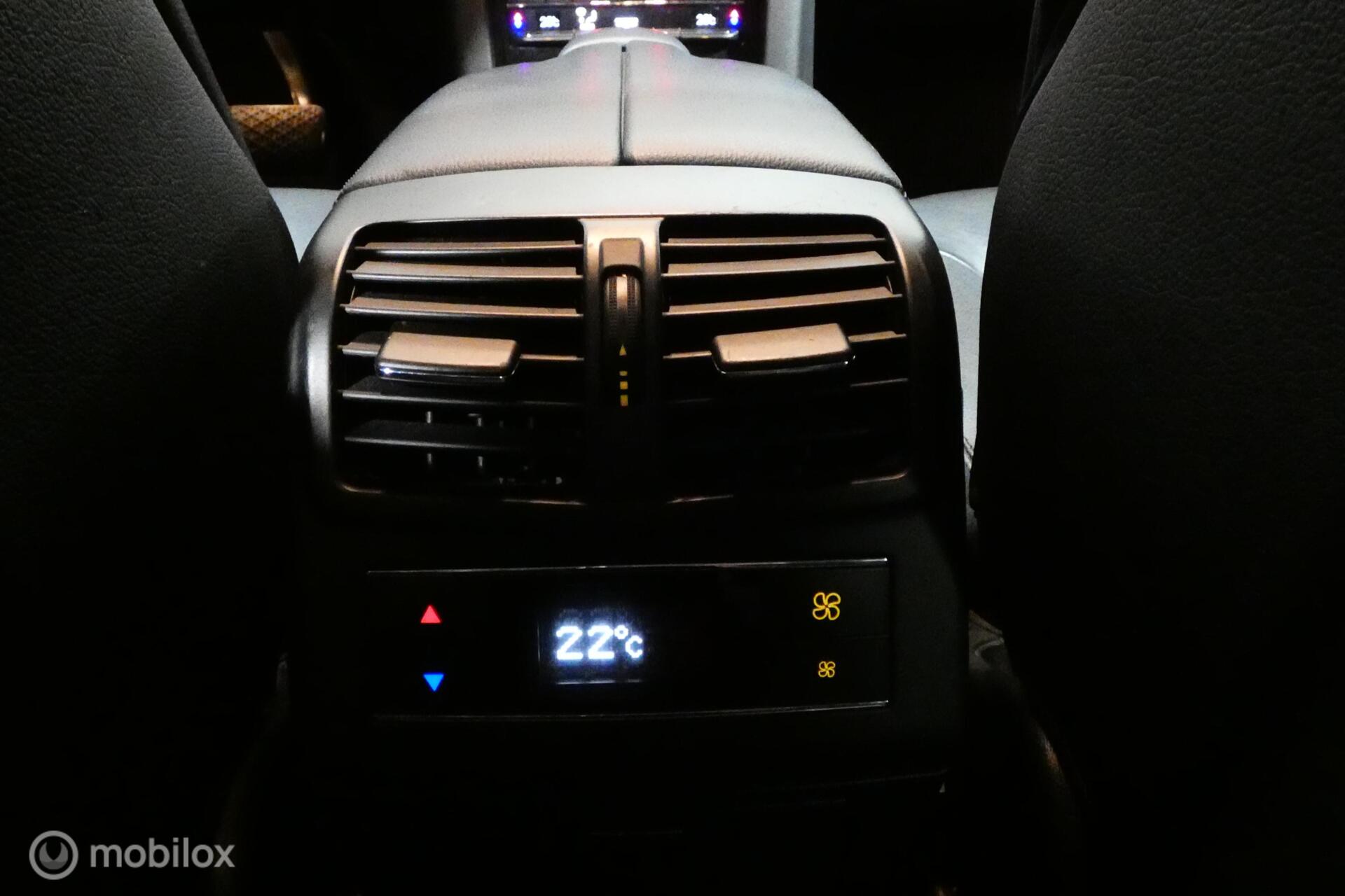 Foto van Mercedes-Benz E 500