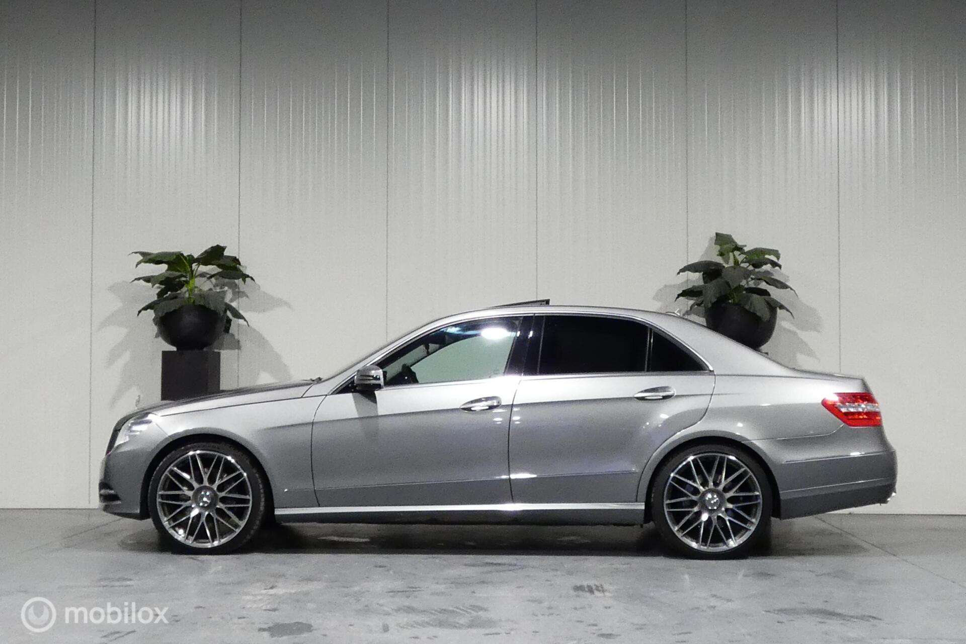 Foto van Mercedes-Benz E 500