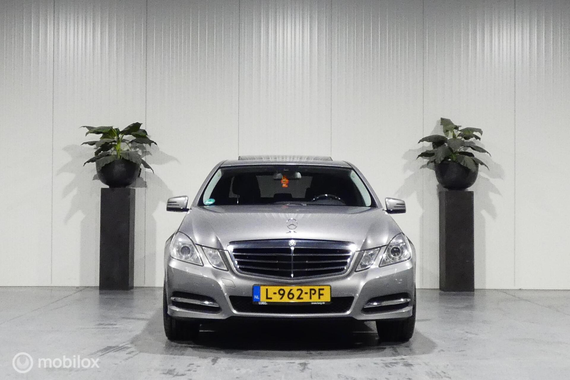 Foto van Mercedes-Benz E 500