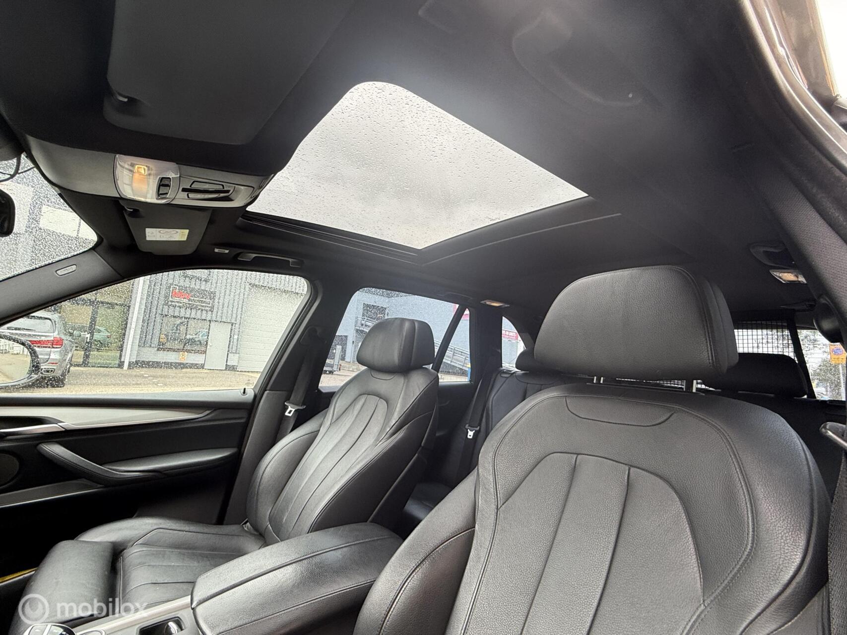 Foto van BMW X5 Xdrive30d