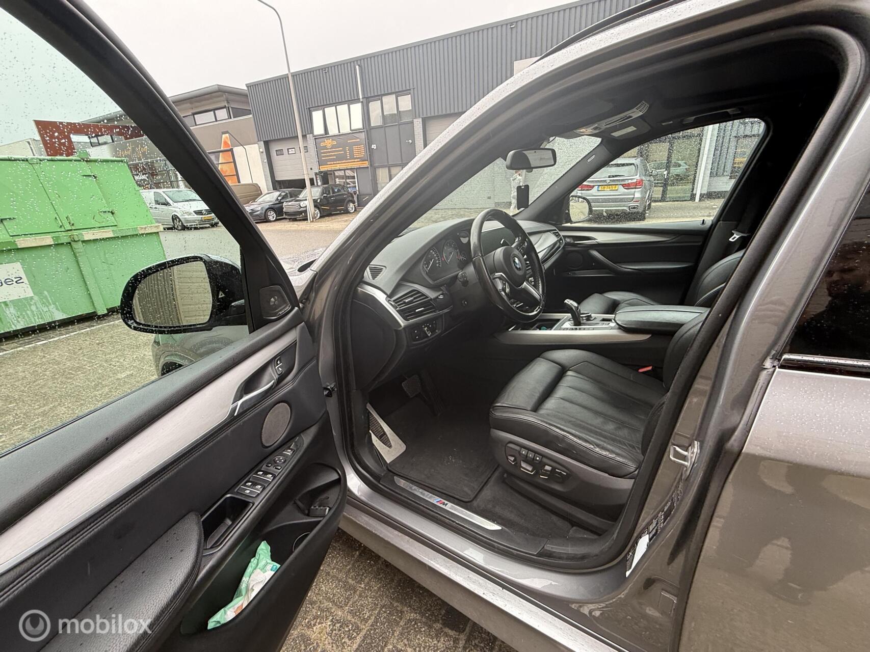 Foto van BMW X5 Xdrive30d