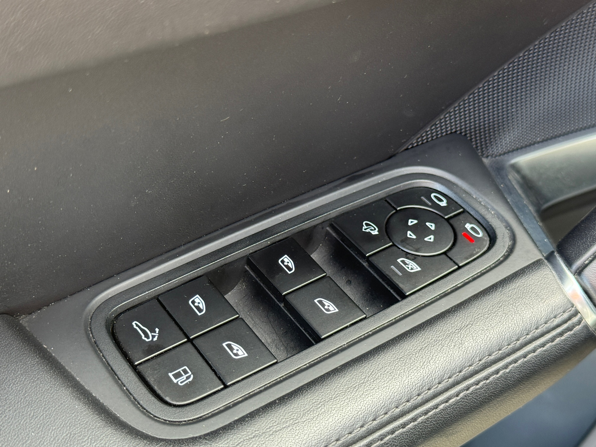 Foto van Porsche Cayenne Turbo S E-hybrid