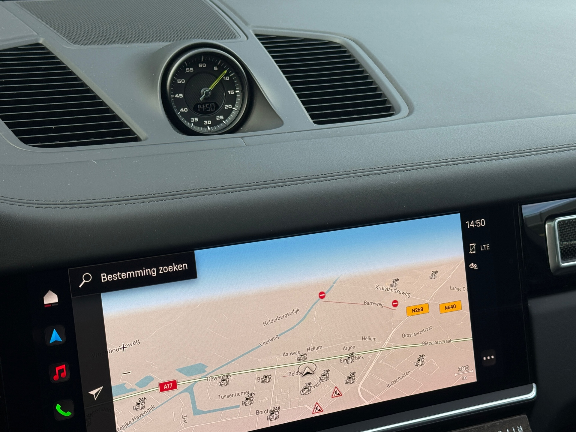 Foto van Porsche Cayenne Turbo S E-hybrid