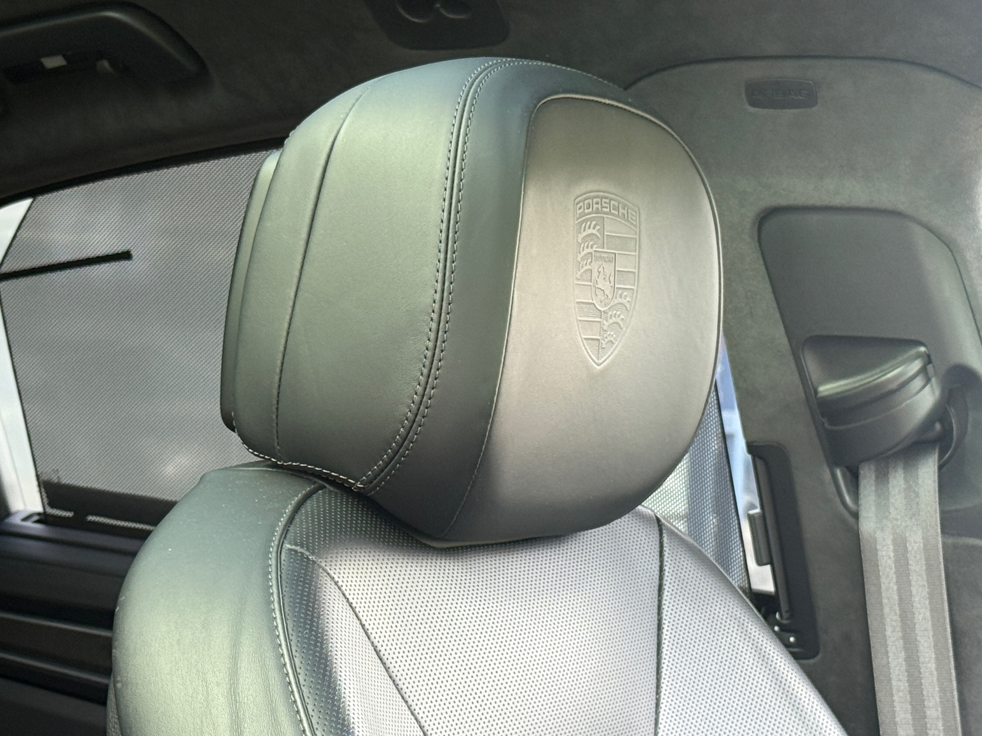 Foto van Porsche Cayenne Turbo S E-hybrid