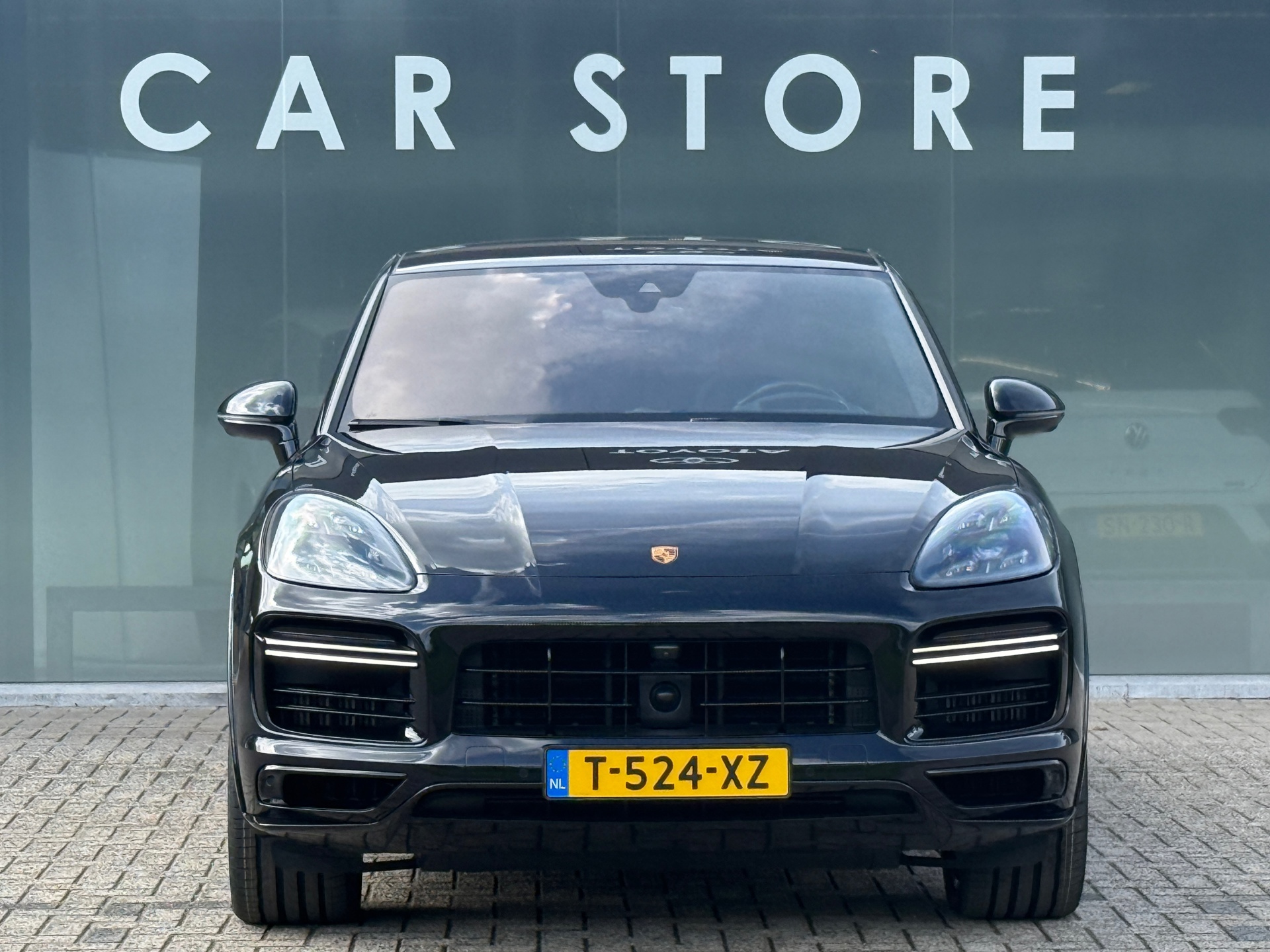 Foto van Porsche Cayenne Turbo S E-hybrid