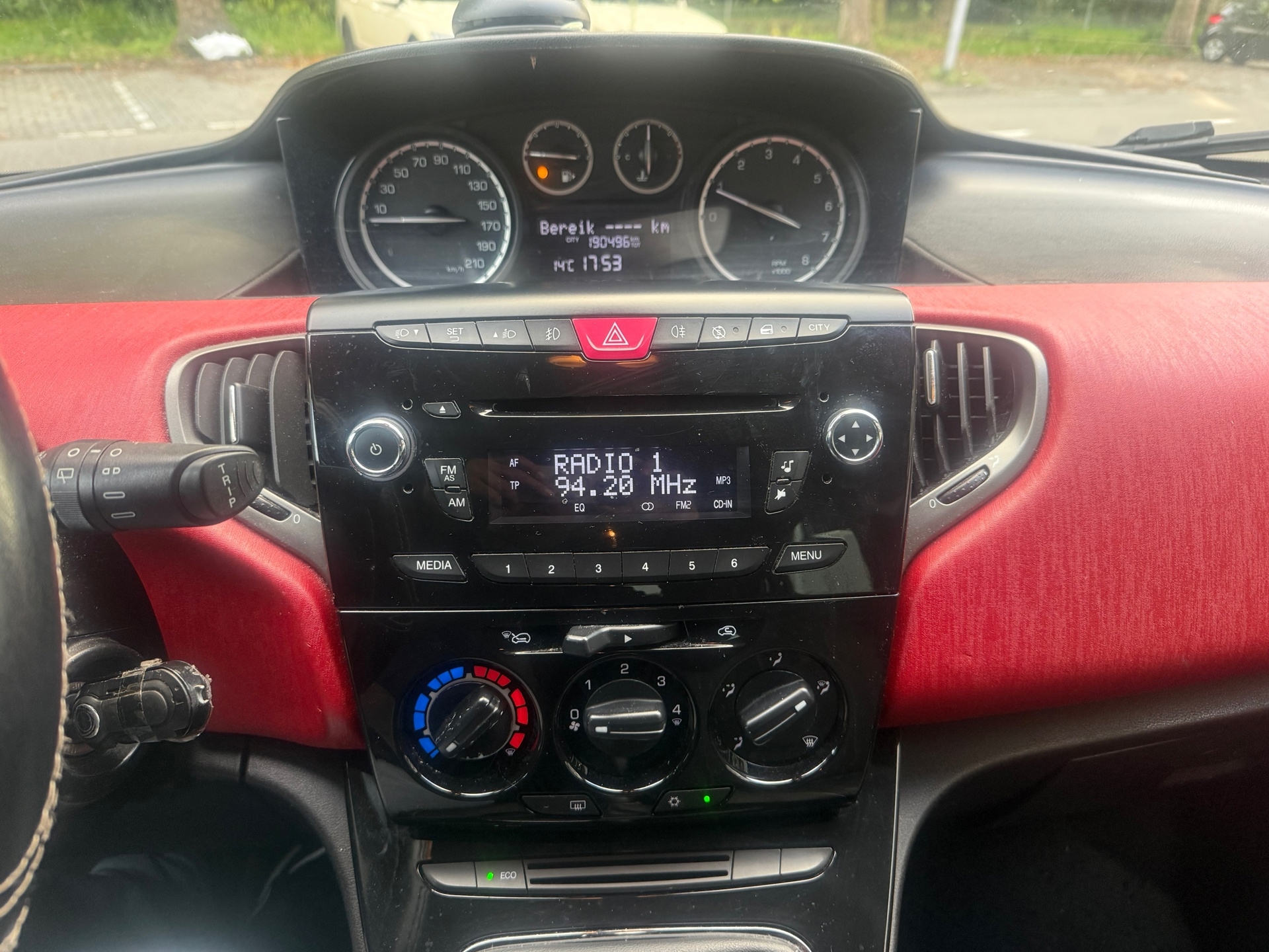 Foto van Lancia Ypsilon