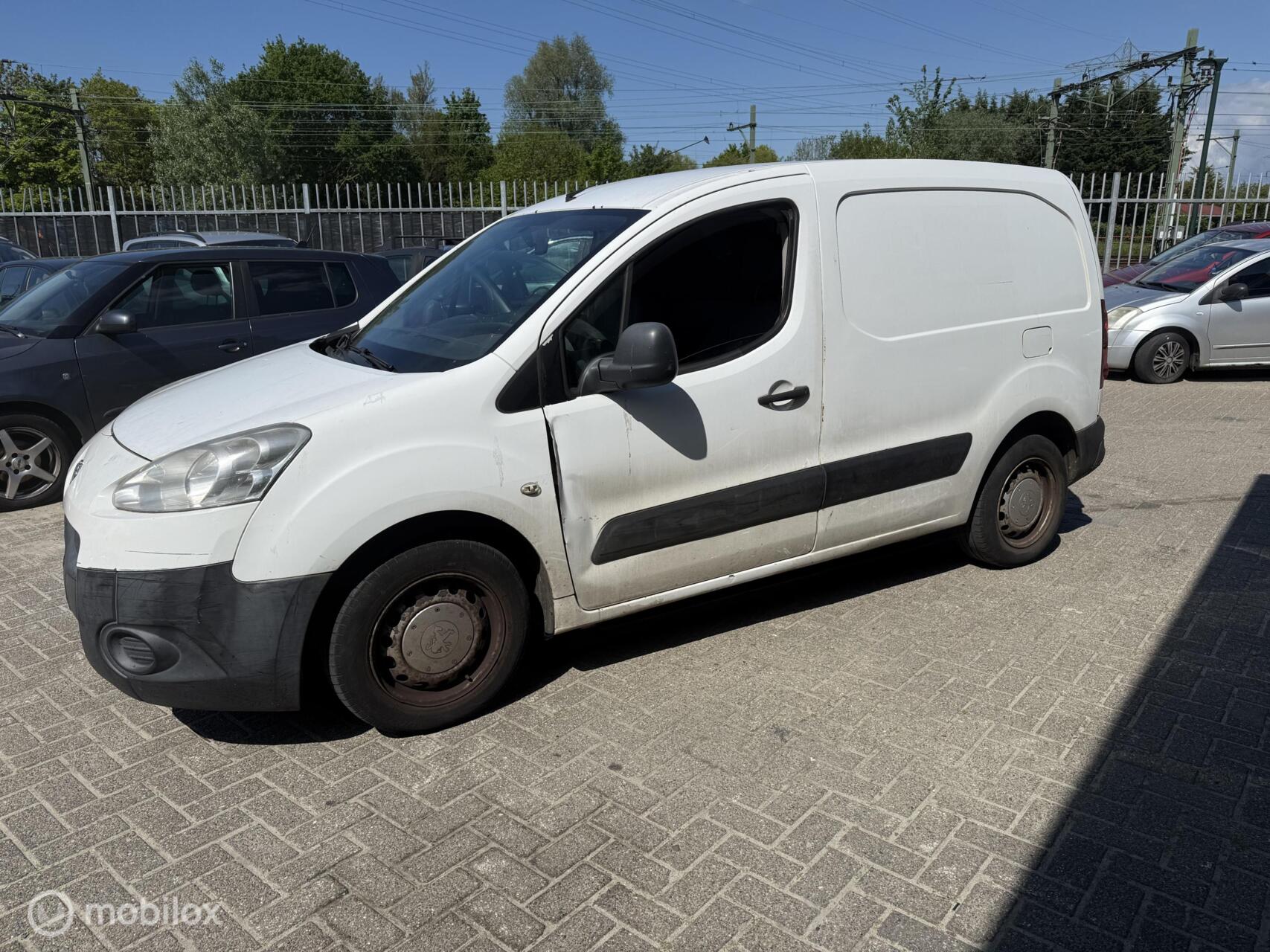 Foto van Peugeot Partner